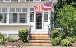 19 Franklin St, Wakefield, MA 01880
