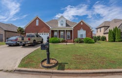 112 AIDAN LN, Muscle Shoals, AL 35661