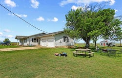 333 Hcr 3225, Penelope, TX 76676