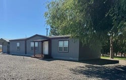 6190 Yost Rd, Toppenish, WA 98948