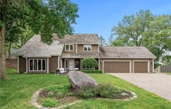 6810 Sand Ridge Road, Eden Prairie, MN 55346
