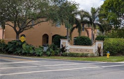 7683 NW 19th St, Pembroke Pines, FL 33024