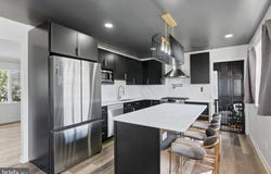 87 ARGYLE Avenue, BLACKWOOD, NJ 08012