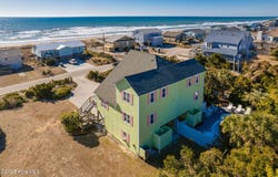 1914 Ocean Drive E, Emerald Isle, NC 28594