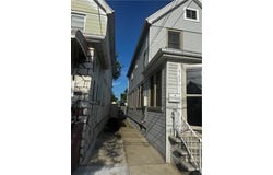 515 E 40th Street, Brooklyn, NY 11203