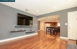 6 Linscheid Dr, Pittsburg, CA 94565