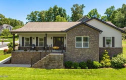 146 Tuhdegwa Way, Loudon, TN 37774