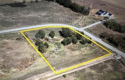 2235 Sundance Road, Whitesboro, TX 76273