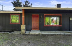 15856 SW SUNSET Ct, Sherwood, OR 97140