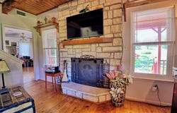 166 Maddox Lane, Saint Jo, TX 76265