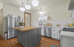 2928 E Stagecoach Trail, APPLE RIVER, IL 61001