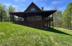 1631 Grave Hill Rd, Oneida, TN 37841