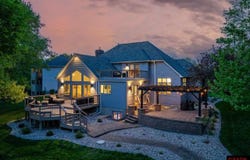 2275 Northridge Drive, North Mankato, MN 56003