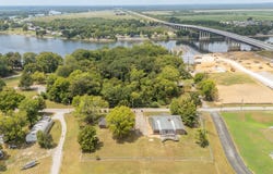 70 RIVERSIDE Dr, Savannah, TN 38372