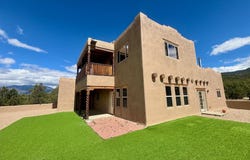 1574 Weimer Rd, Taos, NM 87571