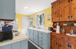 4 East Stuart Street, Westerly, RI 02891