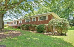 55 Glenn, Hartwell, GA 30643