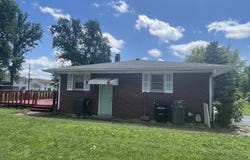 7725 S Oak Drive, Indianapolis, IN 46227