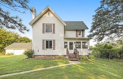 6133 Bancroft Avenue SE, Alto, MI 49302