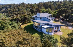 88675 WHITING LN, Bandon, OR 97411