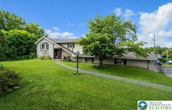 2057 Grove Street, South Whitehall Twp, PA 18104