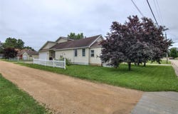 427 Alleghany Avenue, Wabasha, MN 55981