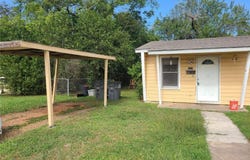 3204 Oaklawn Street, Victoria, TX 77901