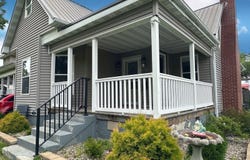 327 E. 4th Street, Flora, IL 62839