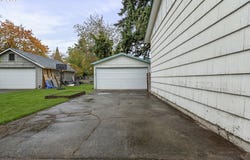 18721 SE CARUTHERS St, Portland, OR 97233