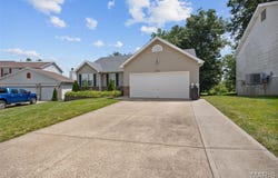 2908 Elderwood Circle, High Ridge, MO 63049
