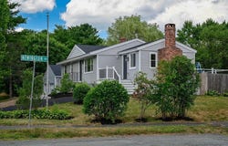 31 Perley Ave, Peabody, MA 01960