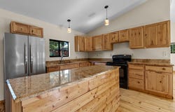 870 Sand Hills RD, Red Rock, TX 78662
