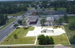 1607  W New Hope  RD, Rogers, AR 72758