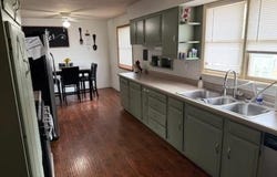425 N Rock Island Avenue, Vandalia, IL 62471
