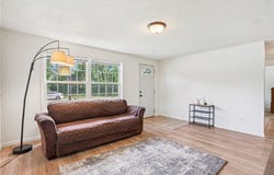 1524 Arlington Avenue E, Saint Paul, MN 55106