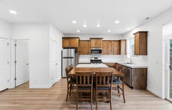 2095 S HEATHER St, Cornelius, OR 97113