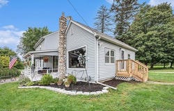 2154 W Maple Avenue, Flint, MI 48507