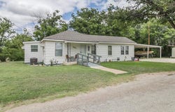 601 E 1st Street, Coleman, TX 76834