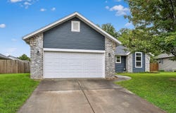 316 W Shawnee Court, Clever, MO 65631