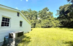 1204 Old Elliott, Cassatt, SC 29032