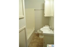 1310 W Broadway, Seadrift, TX 77983