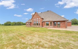 21698 SW Coombs Road, Cache, OK 73527