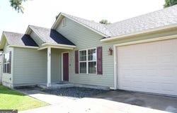 11 N Moody, Ray City, GA 31645
