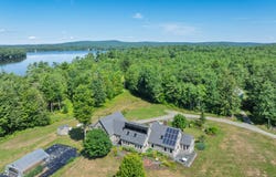 39 Macomber Road, Monmouth, ME 04259