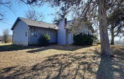 111 Robinson Street, Mammoth Spring, AR 72554