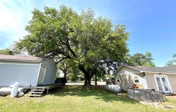 1281 Old Chinquapin Road, Beulaville, NC 28518
