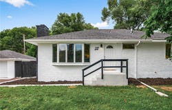 729 40th Lane, Anoka, MN 55303
