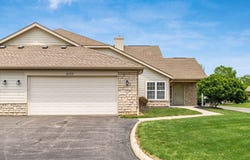 8209 Farm Crossing Circle, Powell, OH 43065