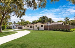4000 NE 22ND Avenue, Lighthouse Point, FL 33064