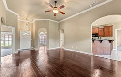 250 Halleck Coach  RD, Centerton, AR 72719